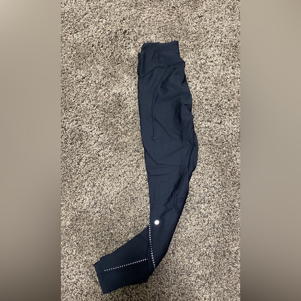 Lululemon chase the chill legging